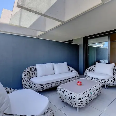 Apartment Luxury Located In On The Golden Mile Estepona