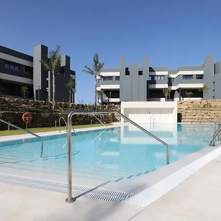 Luxury Located In On The Golden Mile